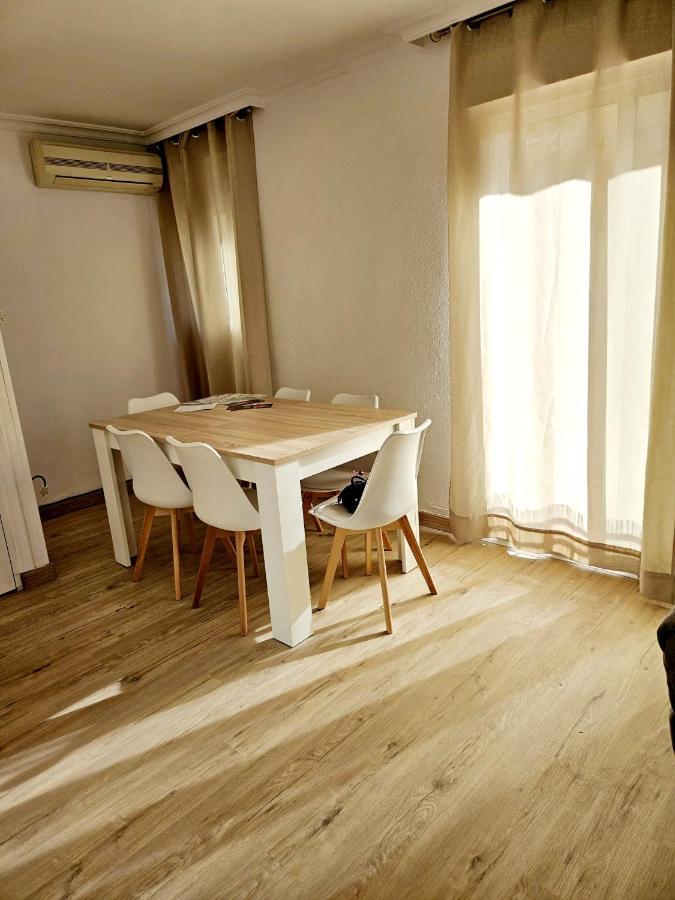 Apartamento Familiar En Triana Sevilha Exterior foto