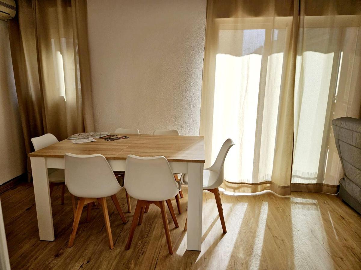 Apartamento Familiar En Triana Sevilha Exterior foto